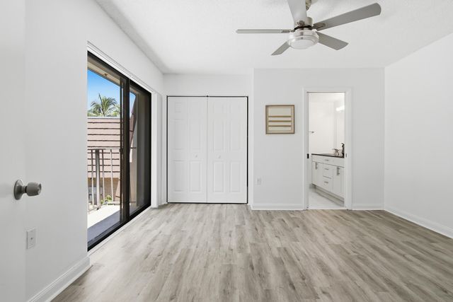 7224 72ND Way, West Palm Beach, FL 33407