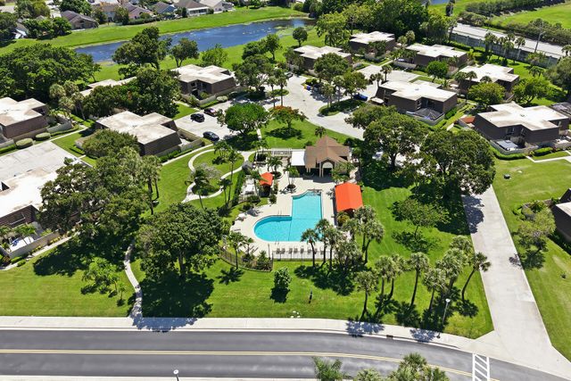 7224 72ND Way, West Palm Beach, FL 33407