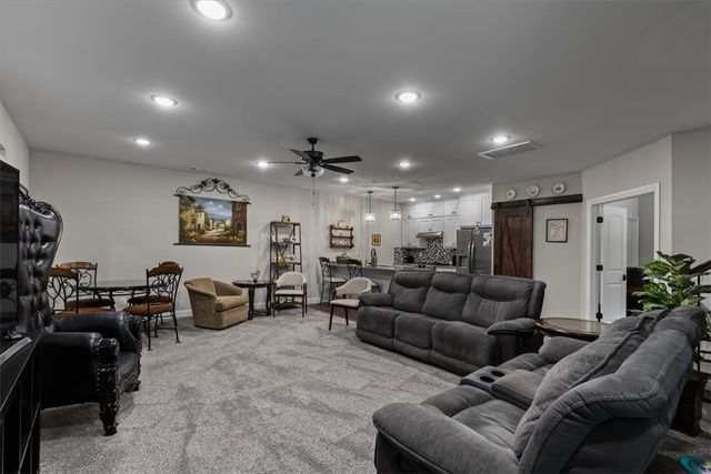 40 Stonehaven Drive, Bella Vista, AR 72715