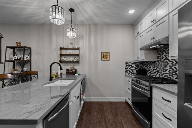 40 Stonehaven Drive, Bella Vista, AR 72715