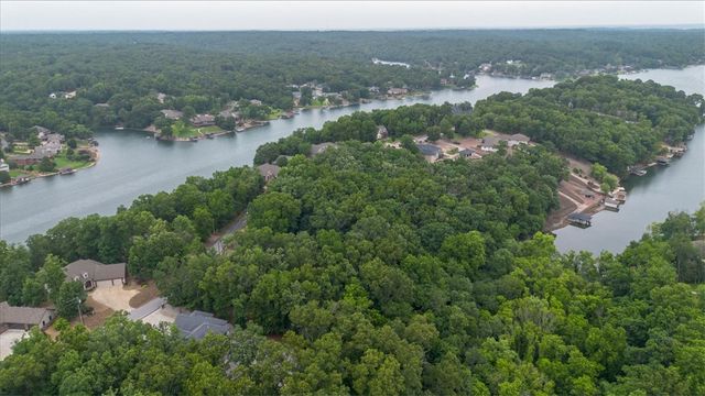 40 Stonehaven Drive, Bella Vista, AR 72715