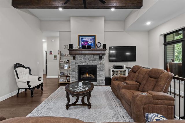 40 Stonehaven Drive, Bella Vista, AR 72715
