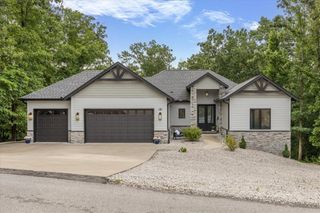 40 Stonehaven Drive, Bella Vista, AR 72715