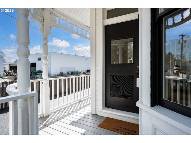 236 Ne Sacramento St, Portland, OR 97212