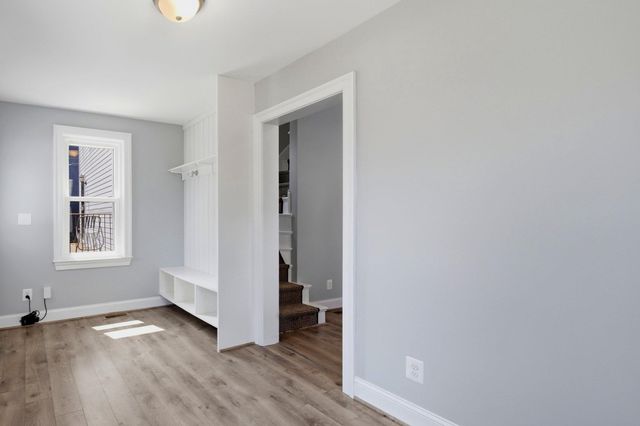 4933 MINNESOTA AVE NE, Washington, DC 20019