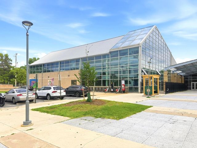 4933 MINNESOTA AVE NE, Washington, DC 20019