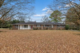 2032 Eversong Ln, Hermitage, TN 37076