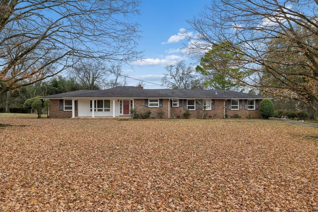 2032 Eversong Ln, Hermitage, TN 37076