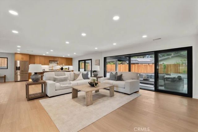 2000 Redondo, Fullerton, CA 92835