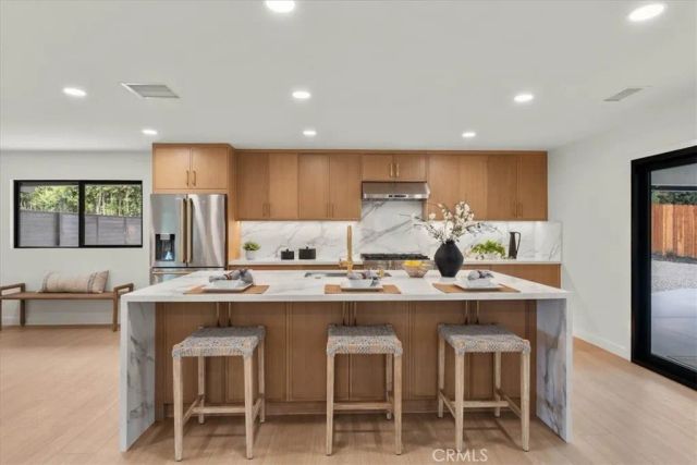 2000 Redondo, Fullerton, CA 92835