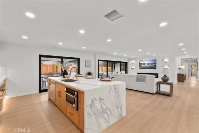 2000 Redondo, Fullerton, CA 92835