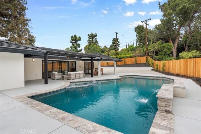 2000 Redondo, Fullerton, CA 92835