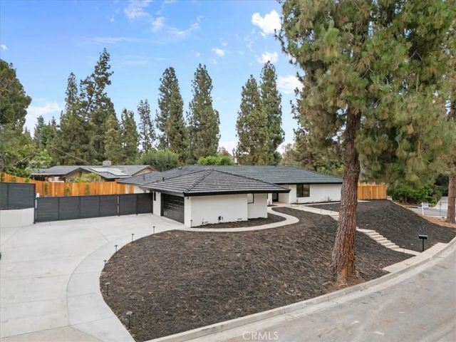 2000 Redondo, Fullerton, CA 92835