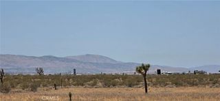 0 183RD ST E / AVENUE W5, Llano, CA 93544