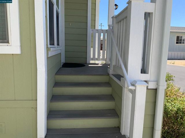 35 Cayuga St., Oakley, CA 94561