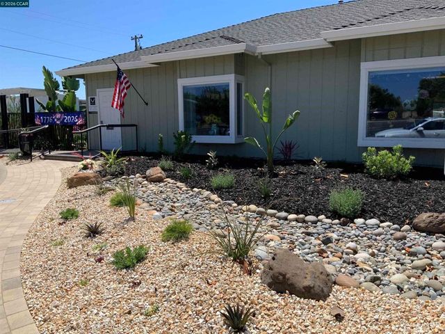 35 Cayuga St., Oakley, CA 94561