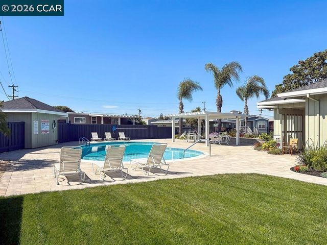 35 Cayuga St., Oakley, CA 94561