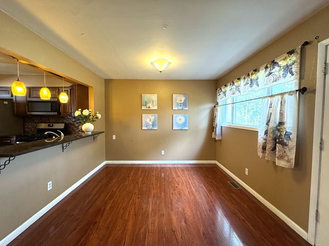 8113 Norwood Court, Woodridge, IL 60517