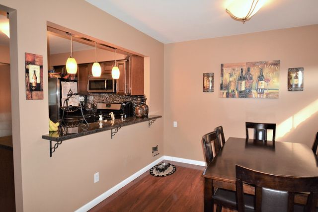 8113 Norwood Court, Woodridge, IL 60517