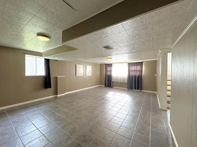 8113 Norwood Court, Woodridge, IL 60517