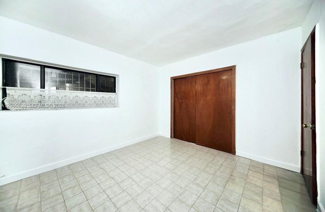 8636 NW 35th Place A, Miami, FL 33147