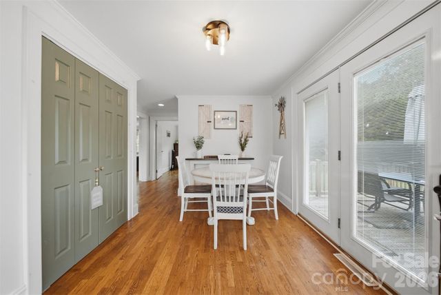 3526 16th Street NE, Hickory, NC 28601