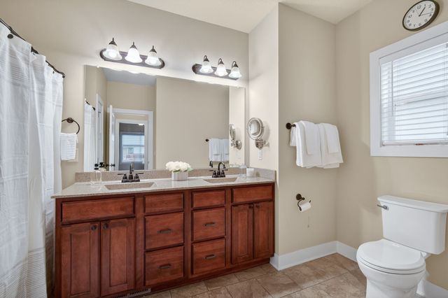 4207 159th Street, Urbandale, IA 50323