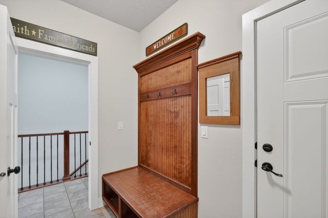 4207 159th Street, Urbandale, IA 50323