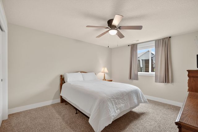 4207 159th Street, Urbandale, IA 50323