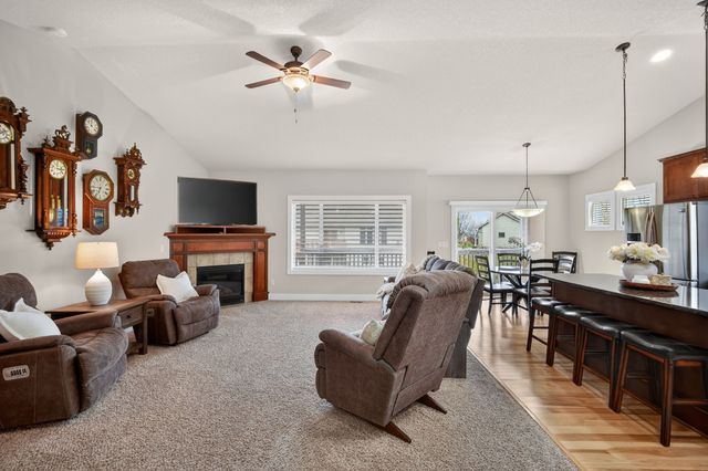 4207 159th Street, Urbandale, IA 50323