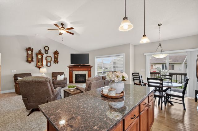 4207 159th Street, Urbandale, IA 50323