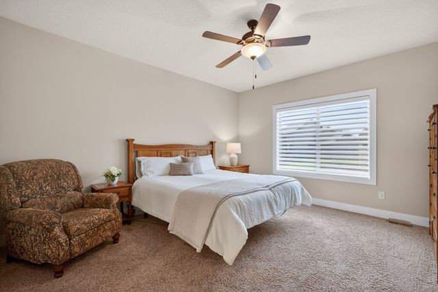 4207 159th Street, Urbandale, IA 50323