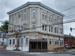 1 N Broadway # 102, Wind Gap Borough, PA 18091