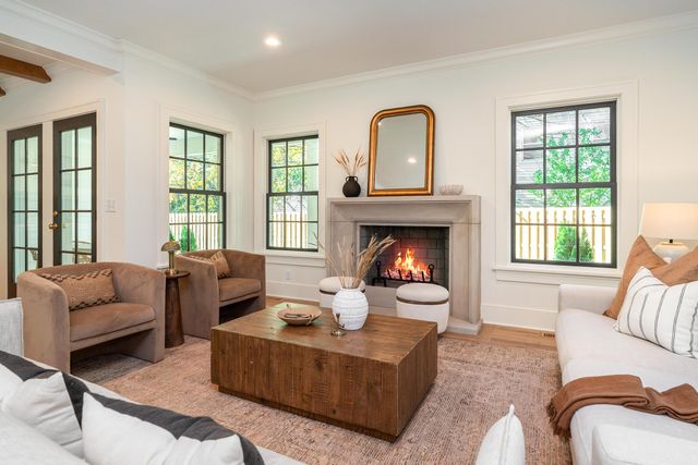 1565 Berkshire Road, Columbus, OH 43221