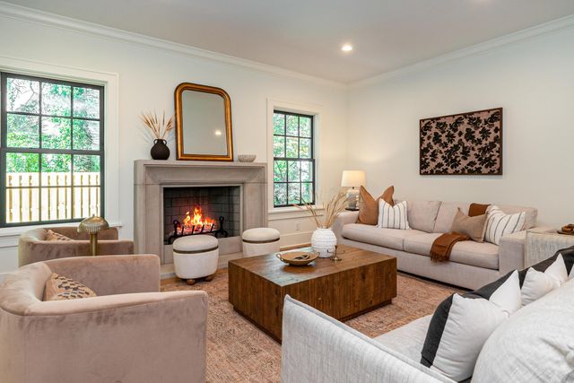 1565 Berkshire Road, Columbus, OH 43221