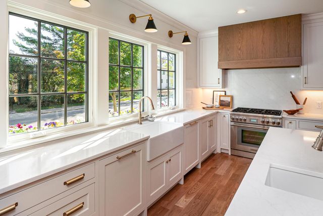 1565 Berkshire Road, Columbus, OH 43221