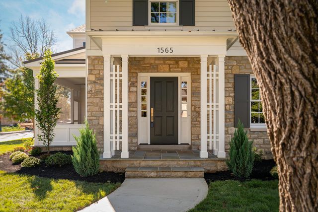 1565 Berkshire Road, Columbus, OH 43221