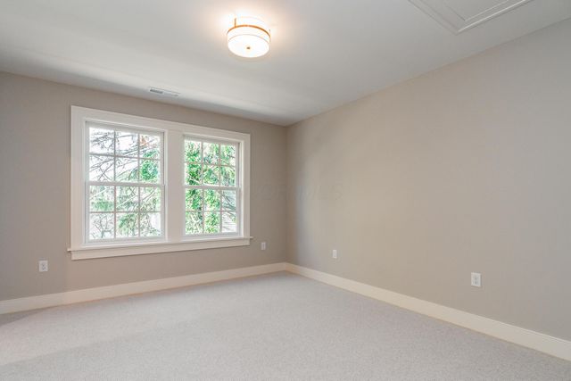 1565 Berkshire Road, Columbus, OH 43221