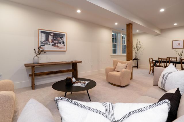 1565 Berkshire Road, Columbus, OH 43221