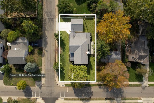 1565 Berkshire Road, Columbus, OH 43221