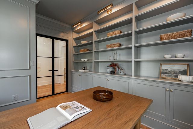 1565 Berkshire Road, Columbus, OH 43221