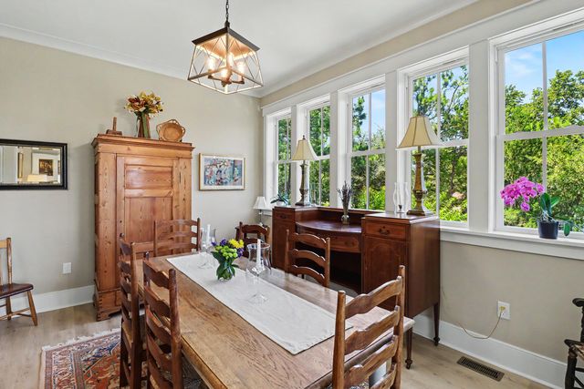 374 Commonwealth Road, Mount Pleasant, SC 29466