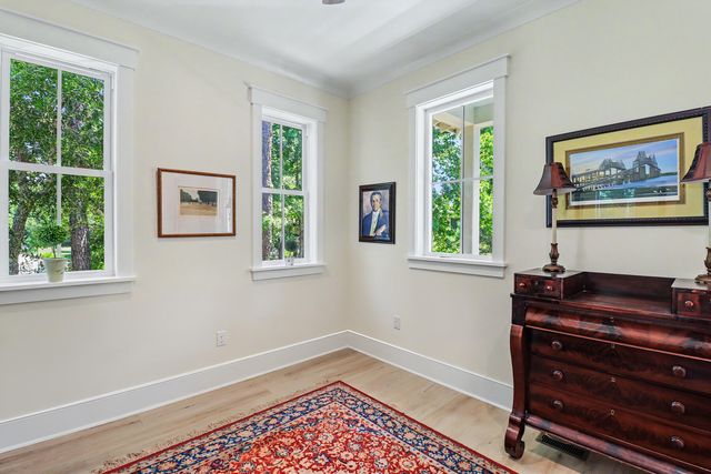 374 Commonwealth Road, Mount Pleasant, SC 29466