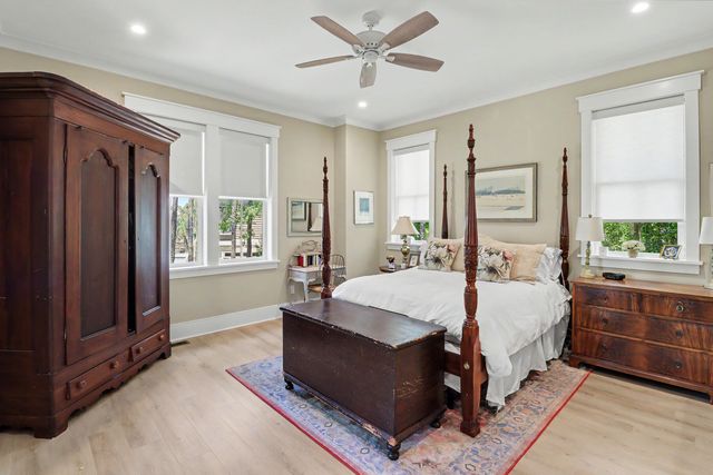 374 Commonwealth Road, Mount Pleasant, SC 29466