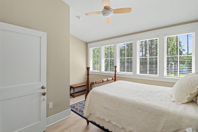 374 Commonwealth Road, Mount Pleasant, SC 29466