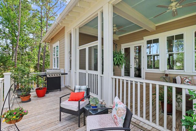 374 Commonwealth Road, Mount Pleasant, SC 29466