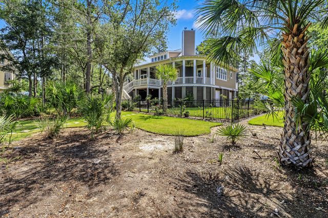 374 Commonwealth Road, Mount Pleasant, SC 29466