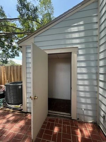 13915 FLETCHERS MILL DRIVE, Tampa, FL 33613