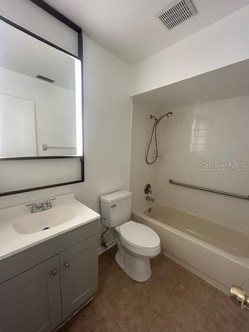 13915 FLETCHERS MILL DRIVE, Tampa, FL 33613