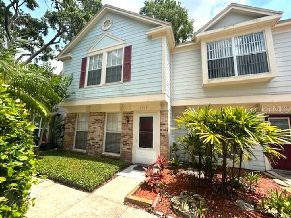 13915 FLETCHERS MILL DRIVE, Tampa, FL 33613